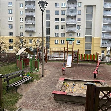 Klimatyzacja - Przy Centrum Onkologii Klinice Novum Dla Pary Badz 4 Osob Варшава Экстерьер фото